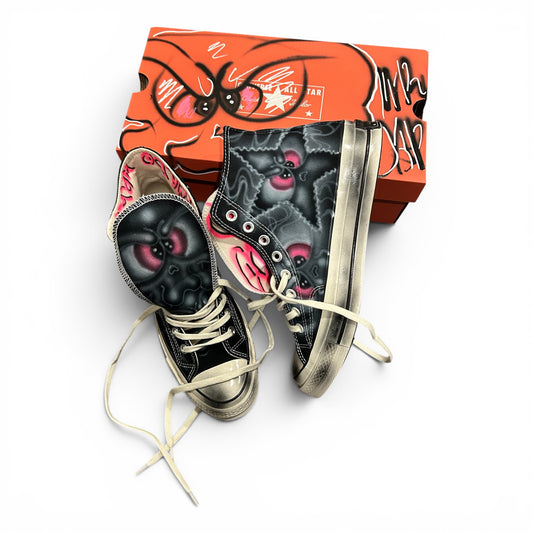 Pink skelly chucks <3